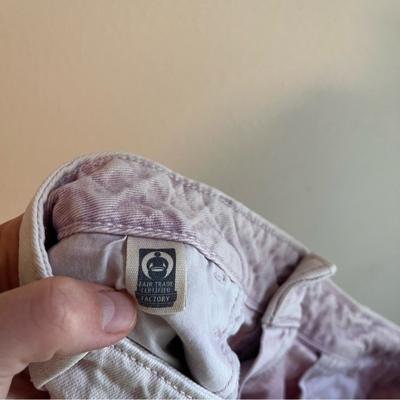 Universal Thread Vintage Midi Denim Shorts - Picture 3 of 8